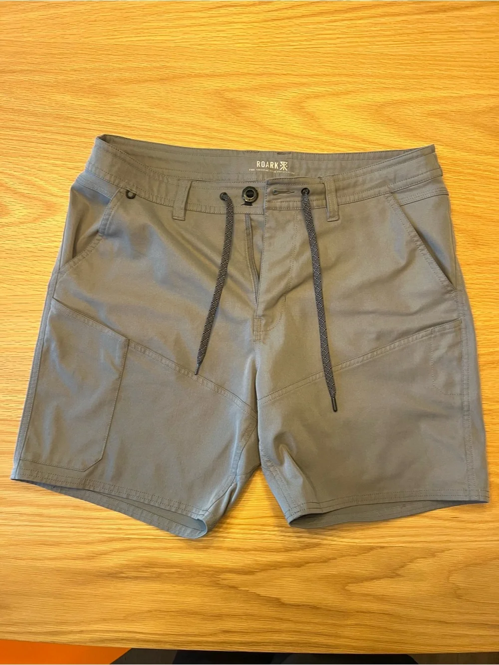 ROARK Shorts Mens 34 gray 8